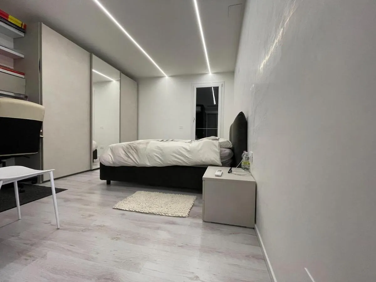 La Violetta Montemerlo Villa Marin 0*,  Olaszország